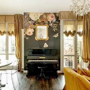Bologna Luxe Haven Appartamento